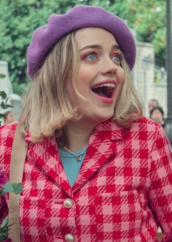 Imogen Heaney