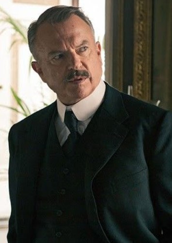 Inspector Chester Campbell
