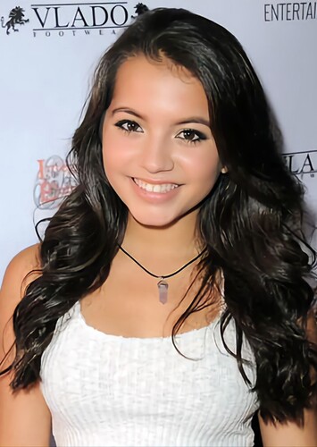 Isabela Merced