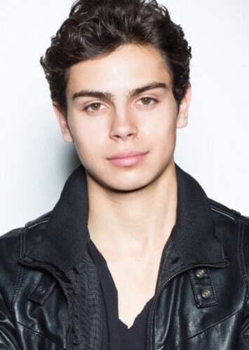 Jake T. Austin