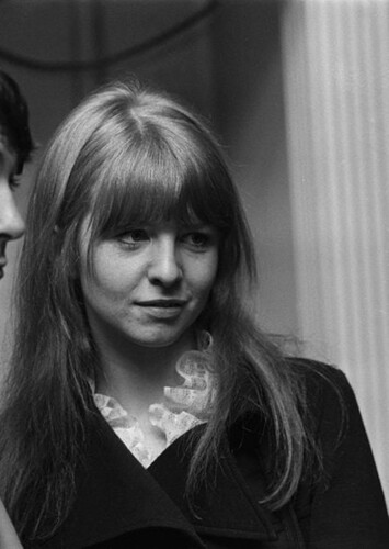 Jane Asher