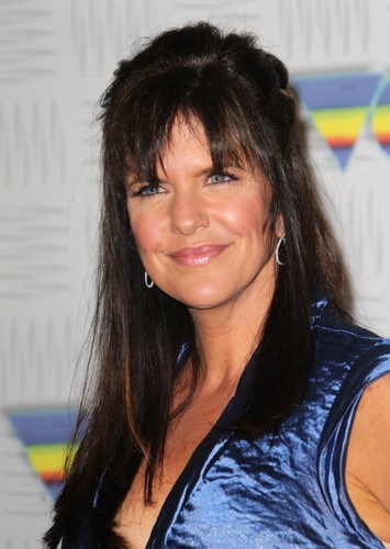 Jennifer Hale
