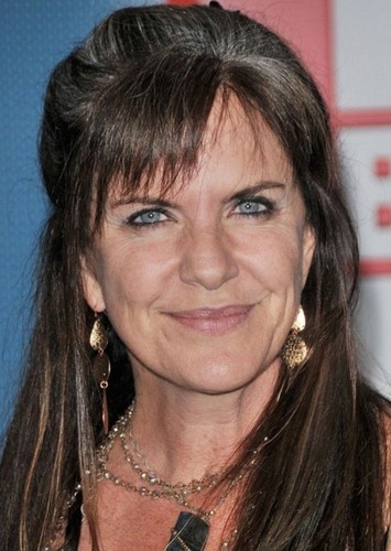 Jennifer Hale