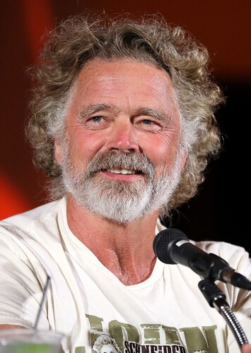 John Schneider
