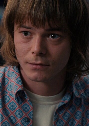 Jonathan Byers (Adult)