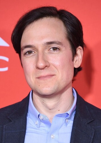 Josh Brener