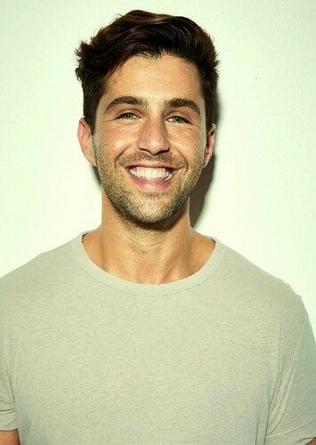 Josh Peck