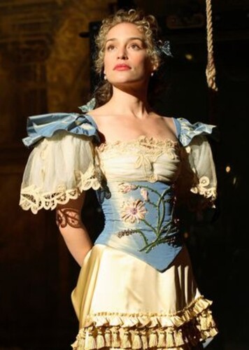 Julia McCullough