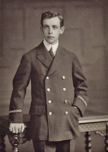 Junior wireless operator Bride