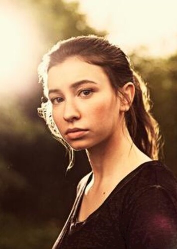 Katelyn nacon