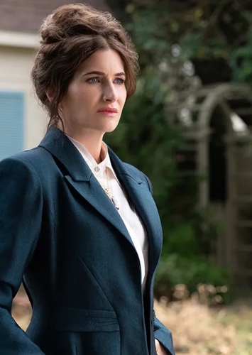Kathryn Hahn