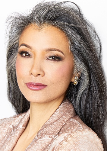 Kelly Hu