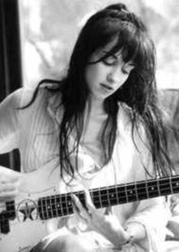 Kristen Pfaff