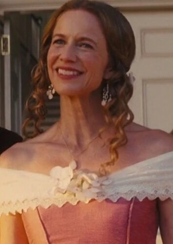 Lara Lee Candie-Fitzwilly