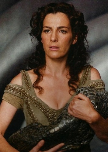 Lara Lor-Van