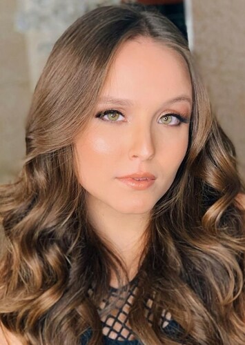 Larissa Manoela