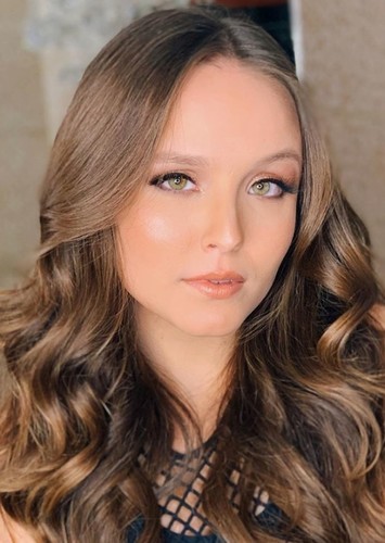 Larissa Manoela