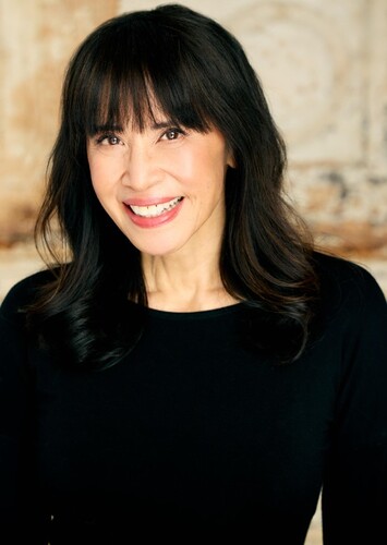 Lauren Tom
