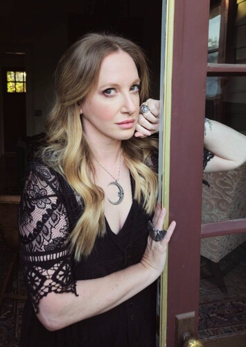 Leigh Bardugo