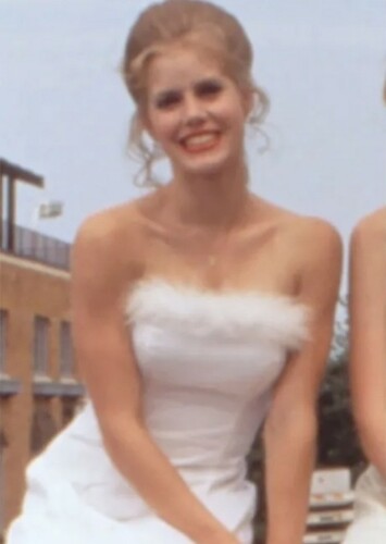 Leslie Miller