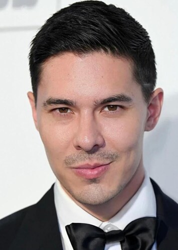 Lewis Tan