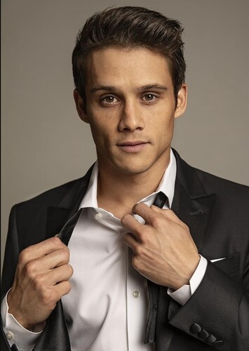 Liam "West" Weston