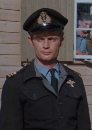 Lieutenant-Commander Eric Ashley-Pitt