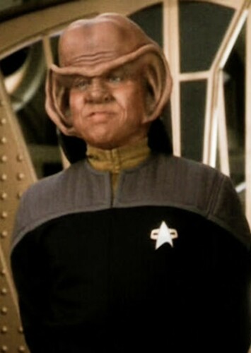 Yellow: Lieutenant Cmdr. Nog
