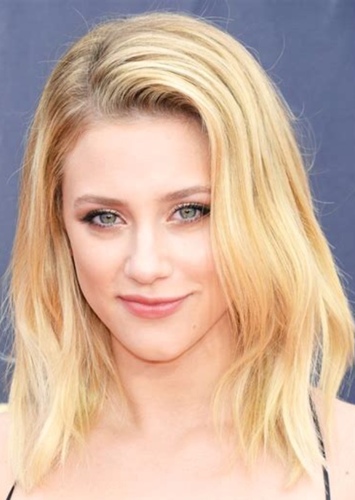 Lili Reinhart