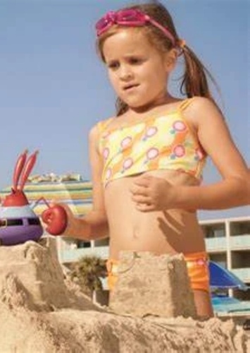 Lillian Ellen Jones (Sandcastle girl)