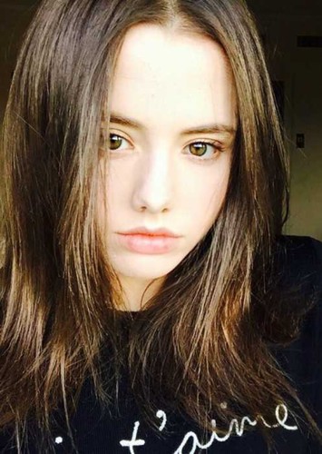 Lily Mo Sheen