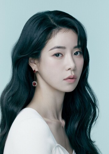 Lim Ji-Yeon