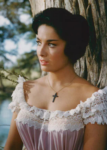 Linda Cristal