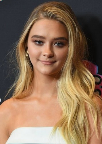 Lizzy Greene