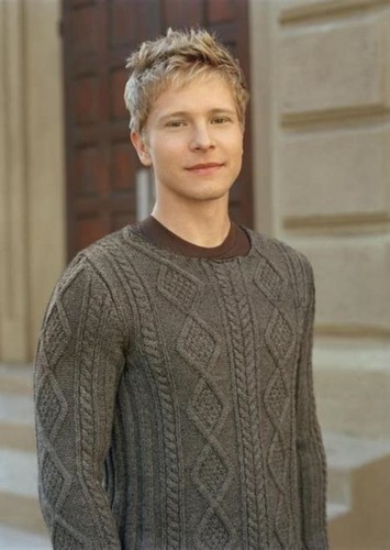 Logan Huntzberger