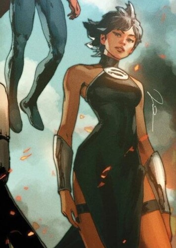 Donna Troy / 'Lois Lane'