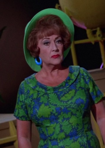 Lola Lasange