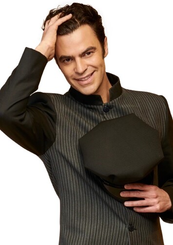 Lorenzo Mainardi Edwards / Carlos González