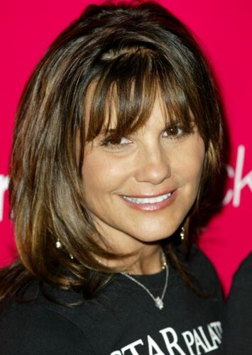 Lynne Bridges