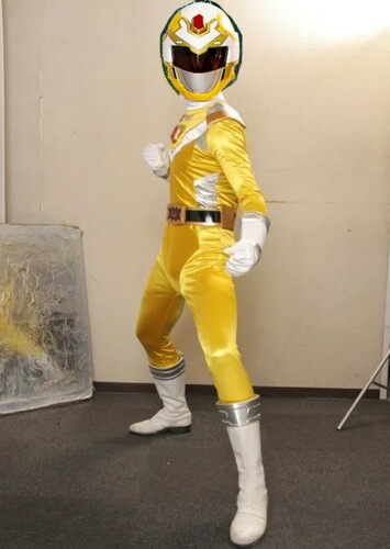 Mahoutsukai Yellow