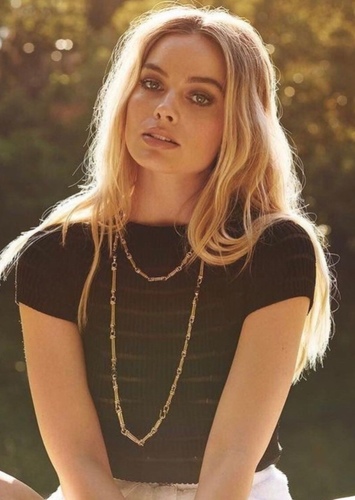 Margot Robbie
