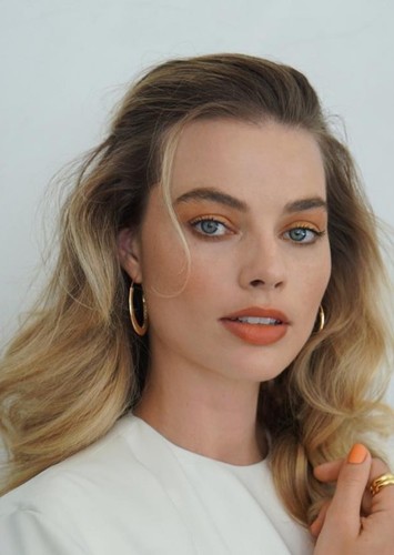 Margot Robbie