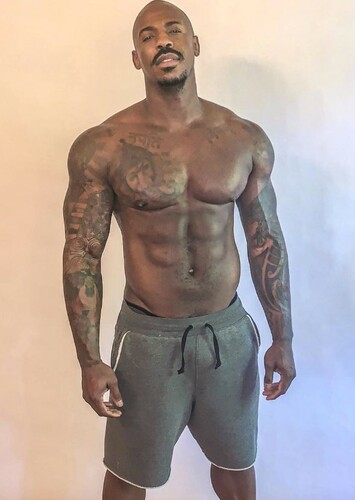 Mehcad Brooks