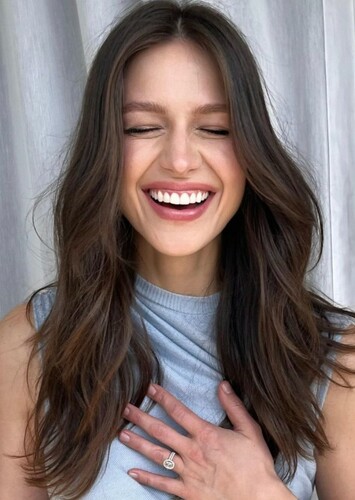 Melissa Benoist