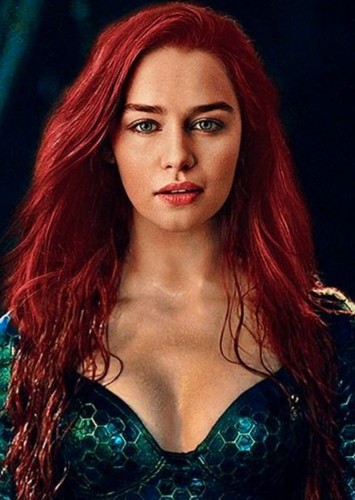 Mera (NO EMILA CLARKE)