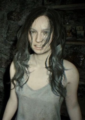 Mia Winters