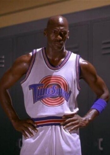 Michael Jordan Returns