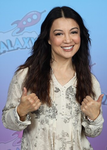 Ming Na Wen
