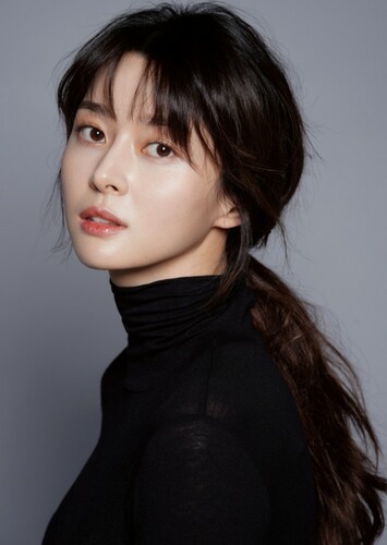 Miss Kwon