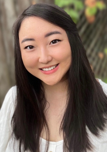 Molly Zhang